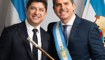 Juan José Orrego junto a su hermano, el gobernador Marcelo Orrego.