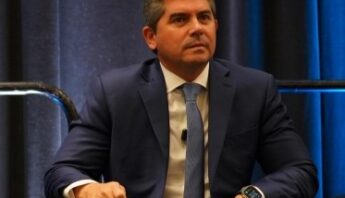 El gobernador Marcelo Orrego