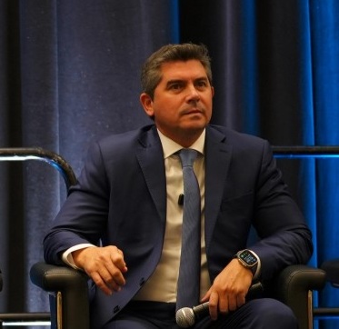 El gobernador Marcelo Orrego